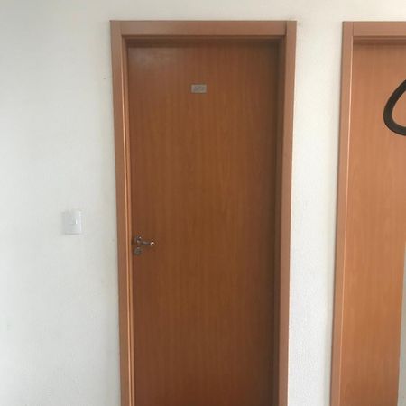 Apartamento Em Londrina Privado Com 2 Quartos De Casal Com Utensilios Garagem E Wifi Apartment Exterior photo